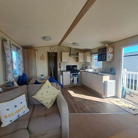 N & V Caravan Sand Le Mere Tunstall  外观 照片